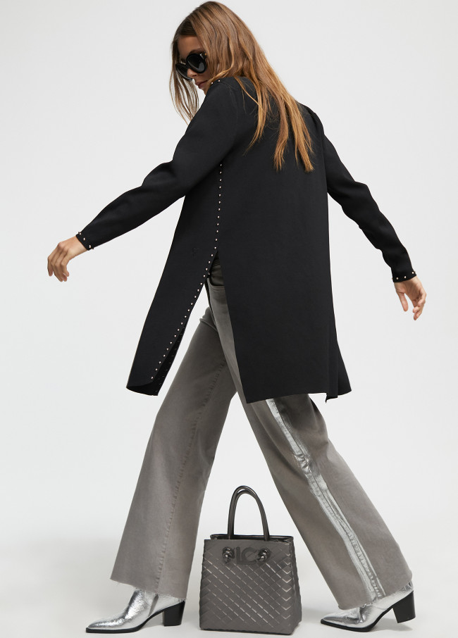 Cardigan de malha com tachas