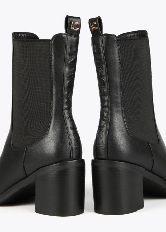 Botins tipo cowboy