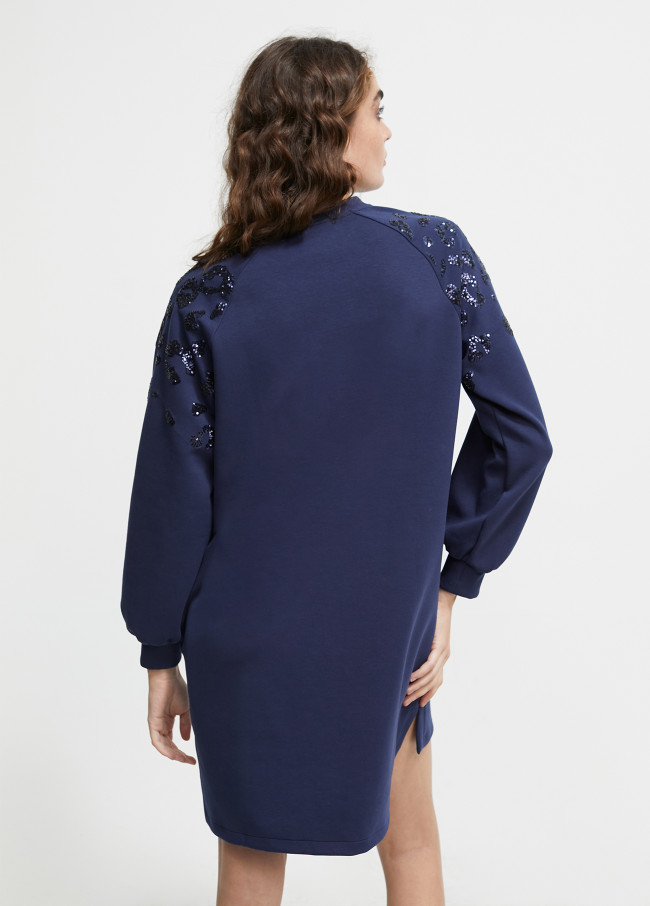 Vestito dettaglio paillette