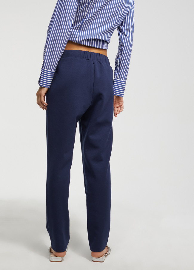 Pantaloni jogger dettaglio tiretto