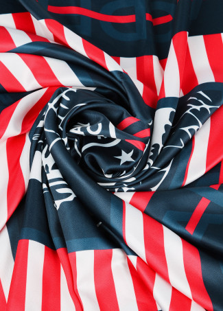 Foulard Lola Casademunt et American Magic