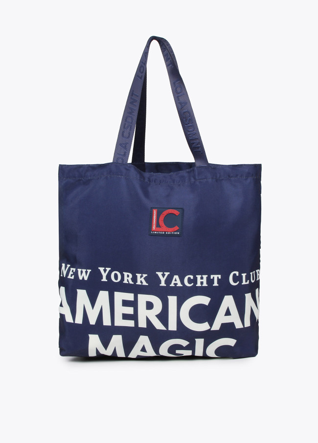 Lola Casademunt and American Magic tote bag