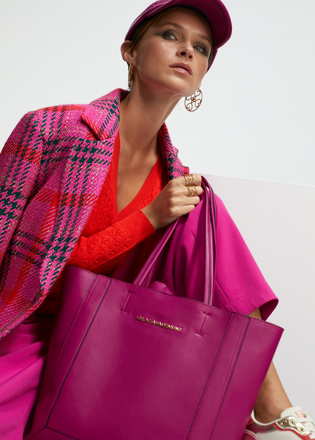 Faux leather tote bag