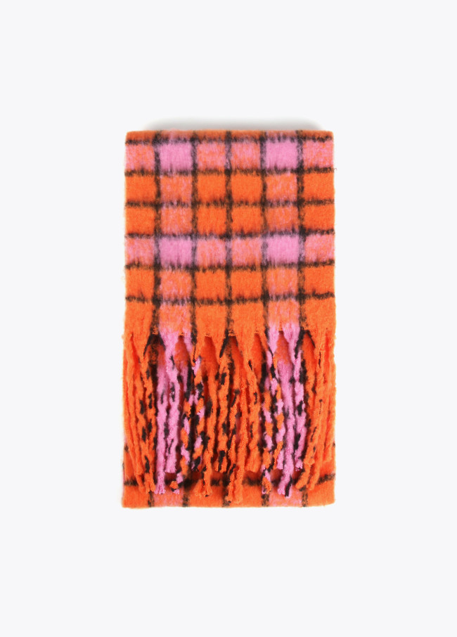 Checked scarf