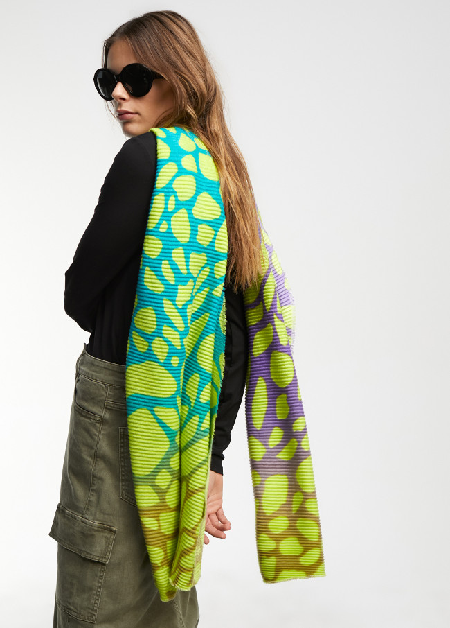 Pleated animal print scarf