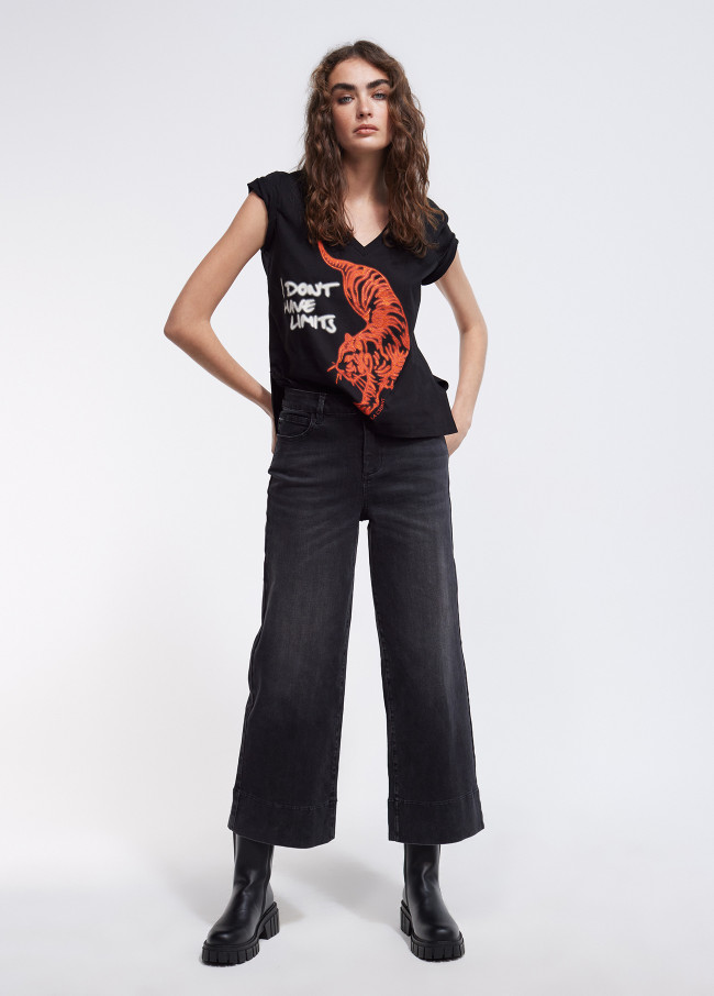 Diamanté tiger T-shirt