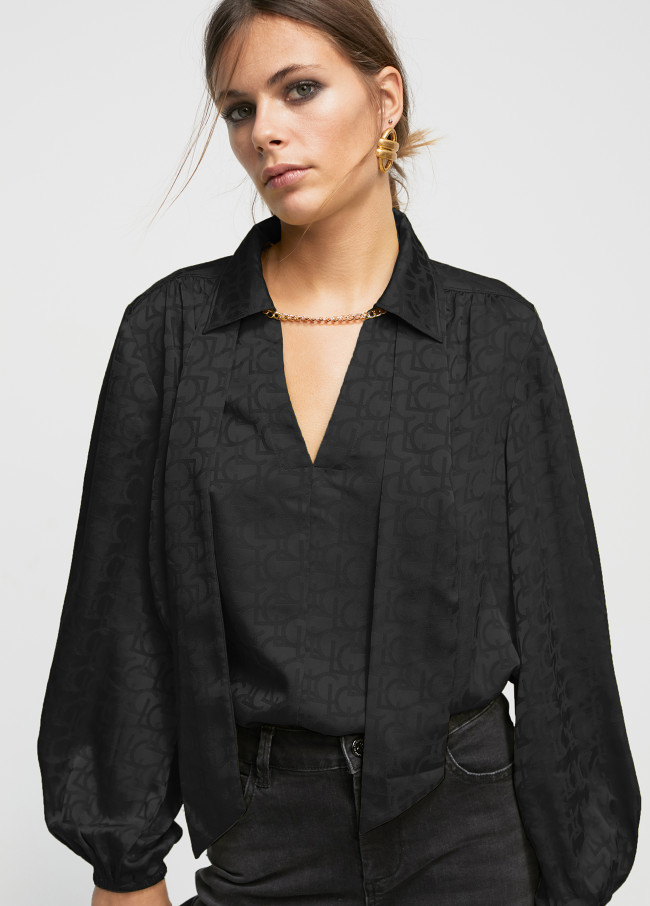 Blouse with tie detail