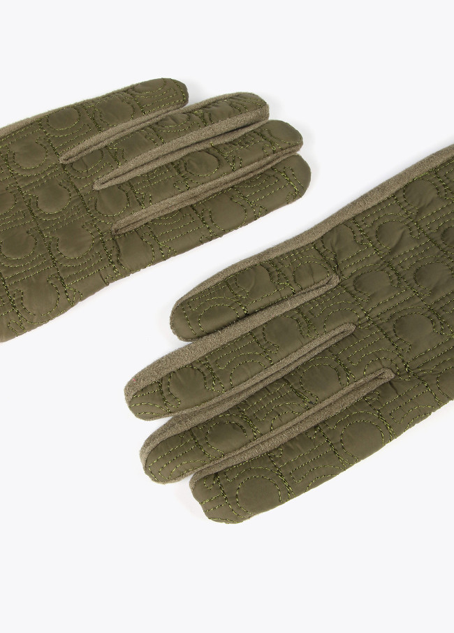 Gesteppte Handschuhe