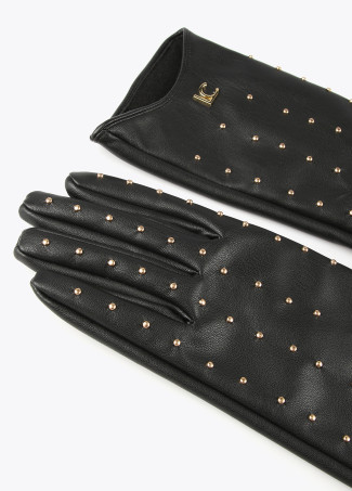 Studded gloves