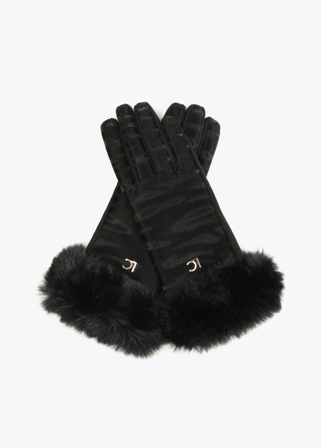 Black animal print gloves