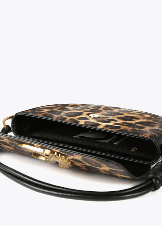 Halbmondförmige Umhängetasche mit Animal Print