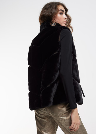 Veste courte sans manches fourrure