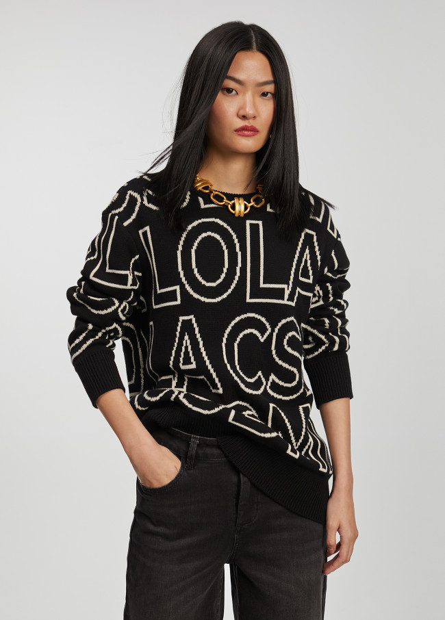 Knit sweater with lettering