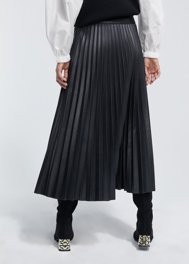 Faux leather skirt
