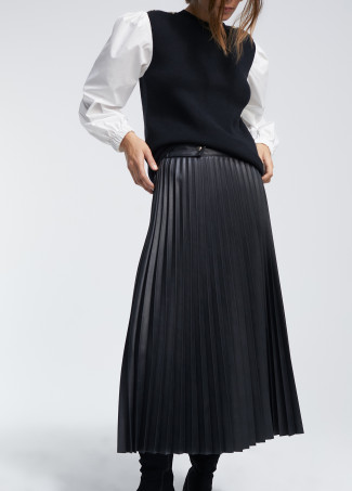 Faux leather skirt