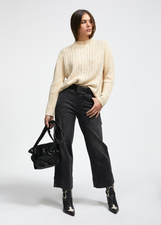 Crossbody bag with braided strap