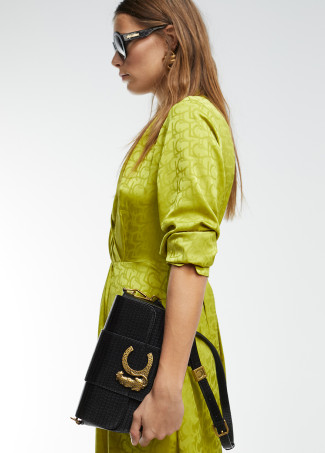 Umhängetasche mit Klappe