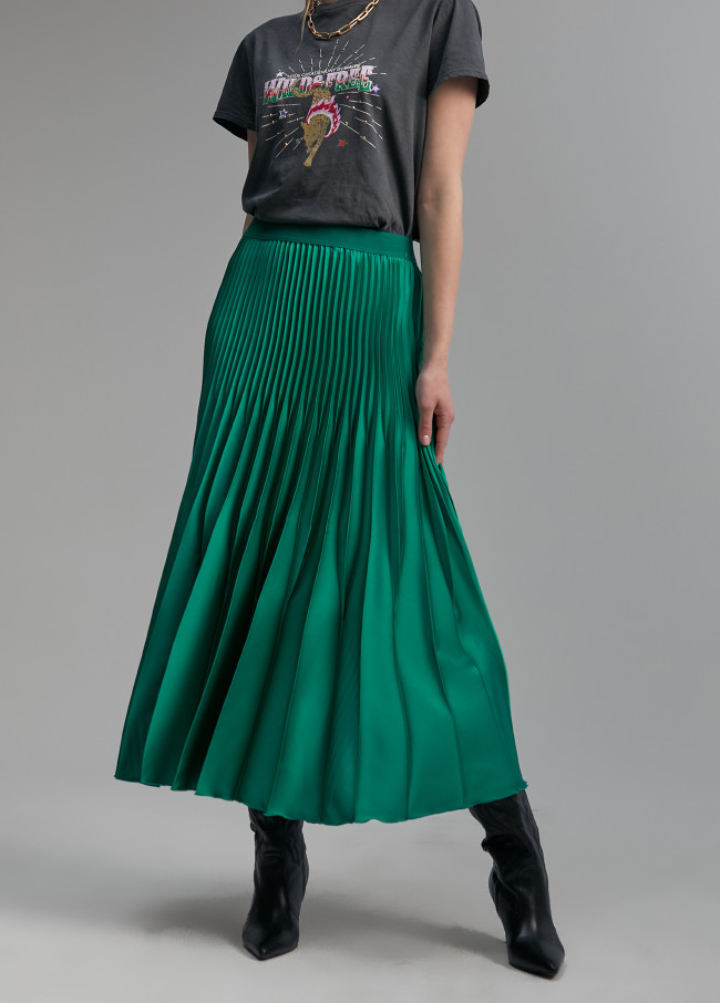 Pleated skirt