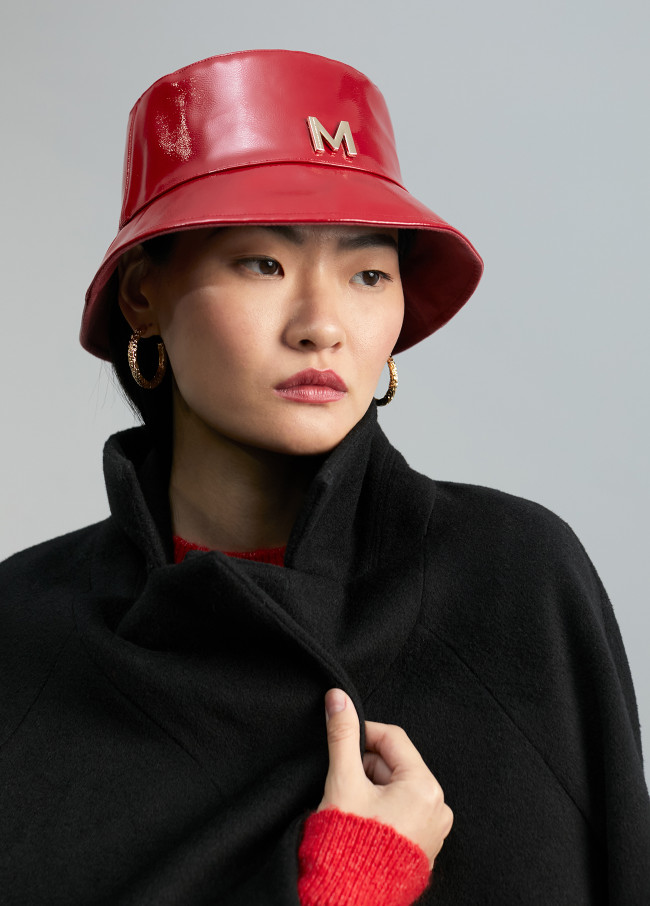 Cappello a secchiello