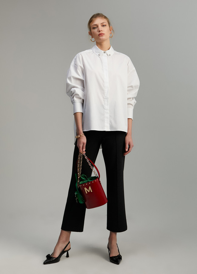 Chemise détail bijou
