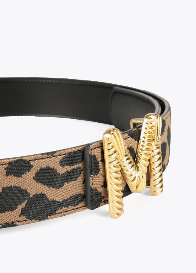 Reversible animal print and black belt