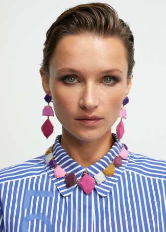 Collier ras-du-cou coloré