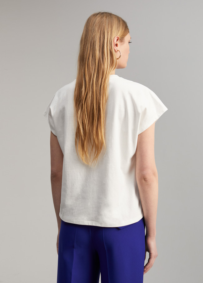 T-shirt with rhinestone detail