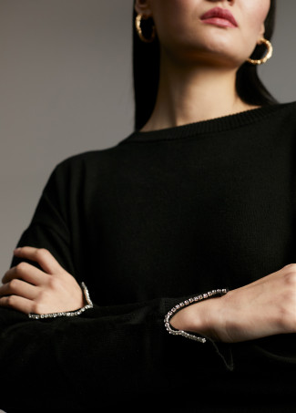 Pullover con dettagli gioiello