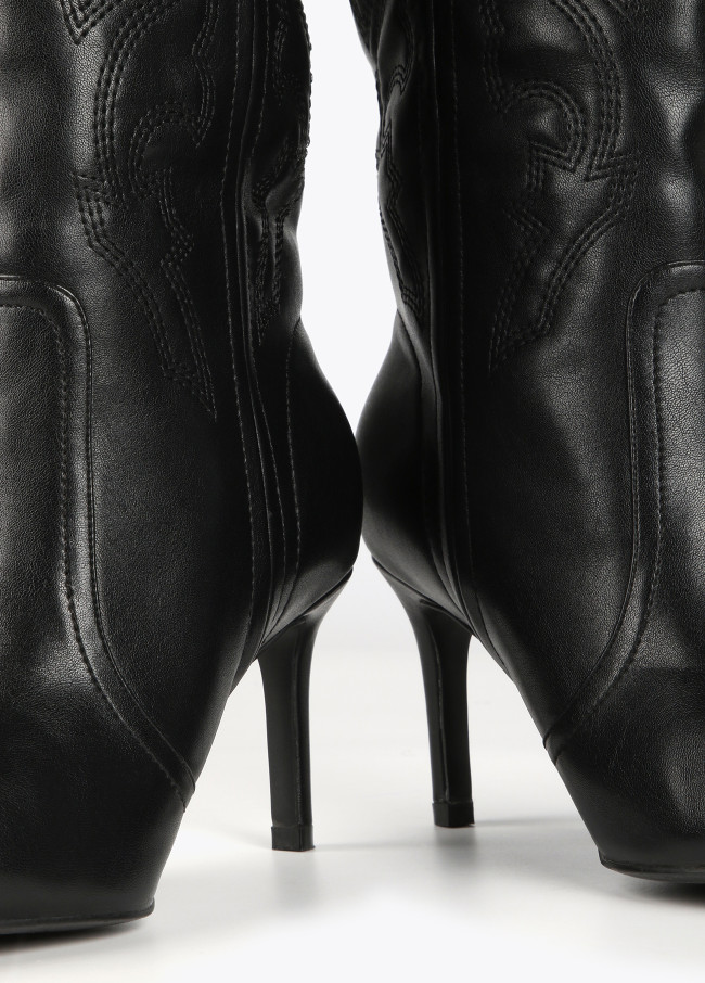 Cowboy-Stiefel mit hohem Schaft