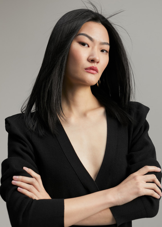 Knit dress with shoulder pads