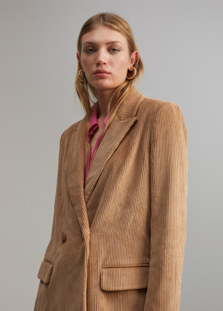 Oversize-Blazer aus Cord