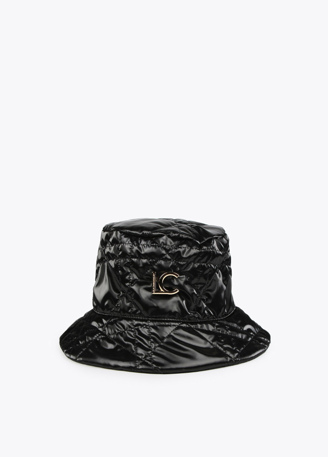 Quilted bucket hat