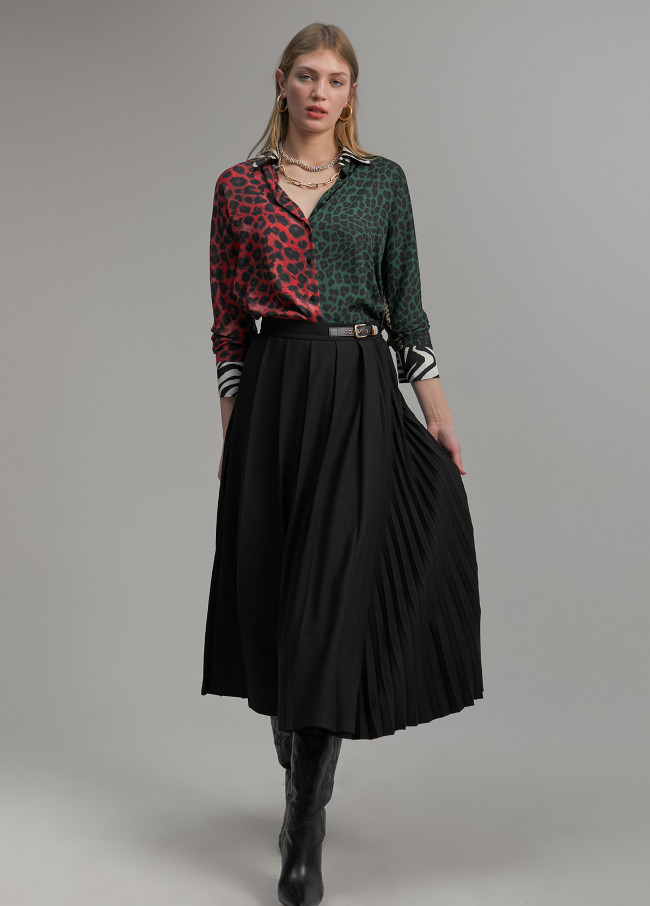 Pleated midi skirt