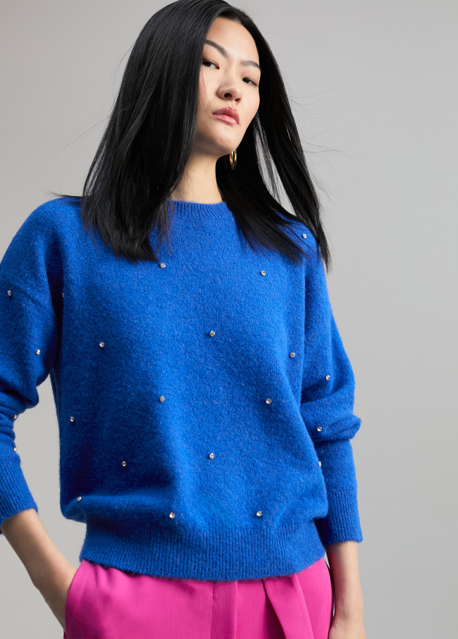 Pullover mit Kristallen