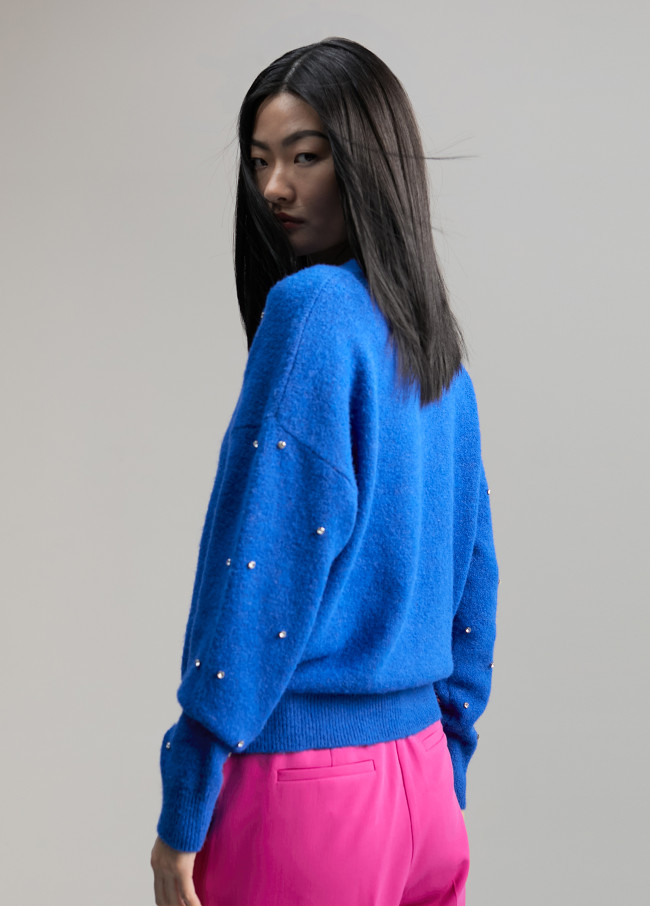 Pullover mit Kristallen