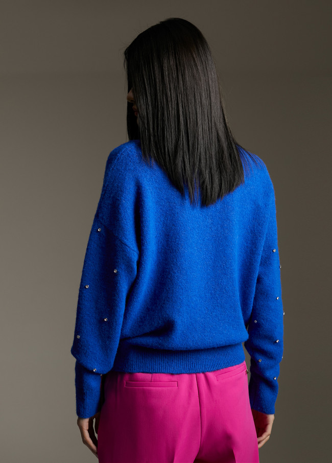 Pullover mit Kristallen