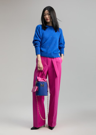 Pullover mit Kristallen