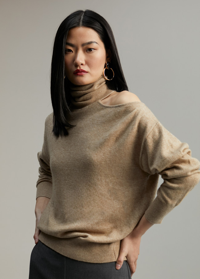 Sweater with cut-out shoulder