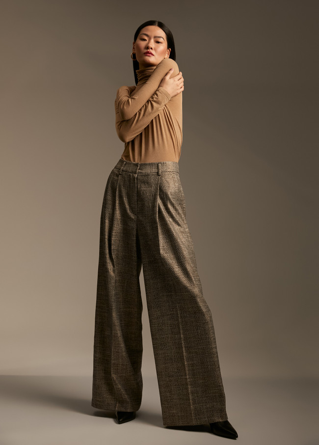 Wide-leg check trousers