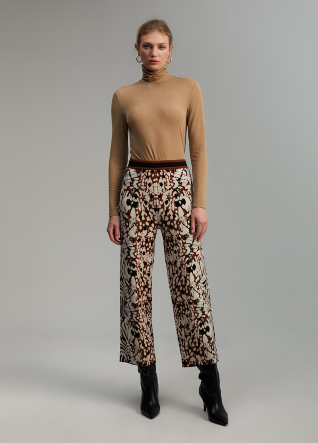 Pantalon en maille motif imprimé animal