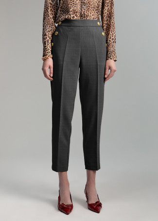 Pantalon détail boutons