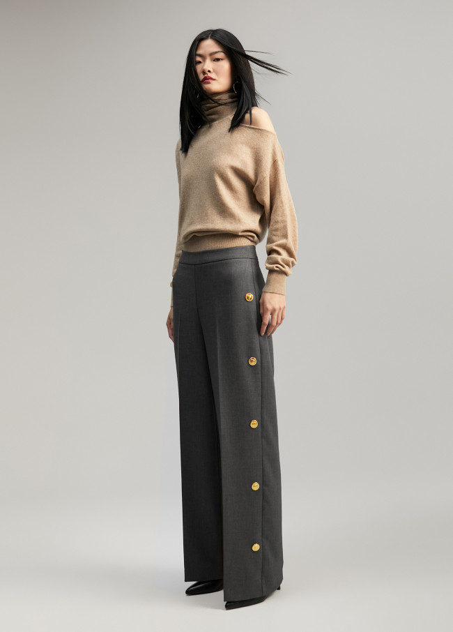 Wide-leg trousers with snap-button detail