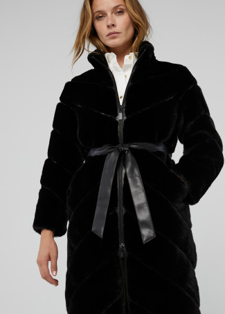 Contrast faux fur coat