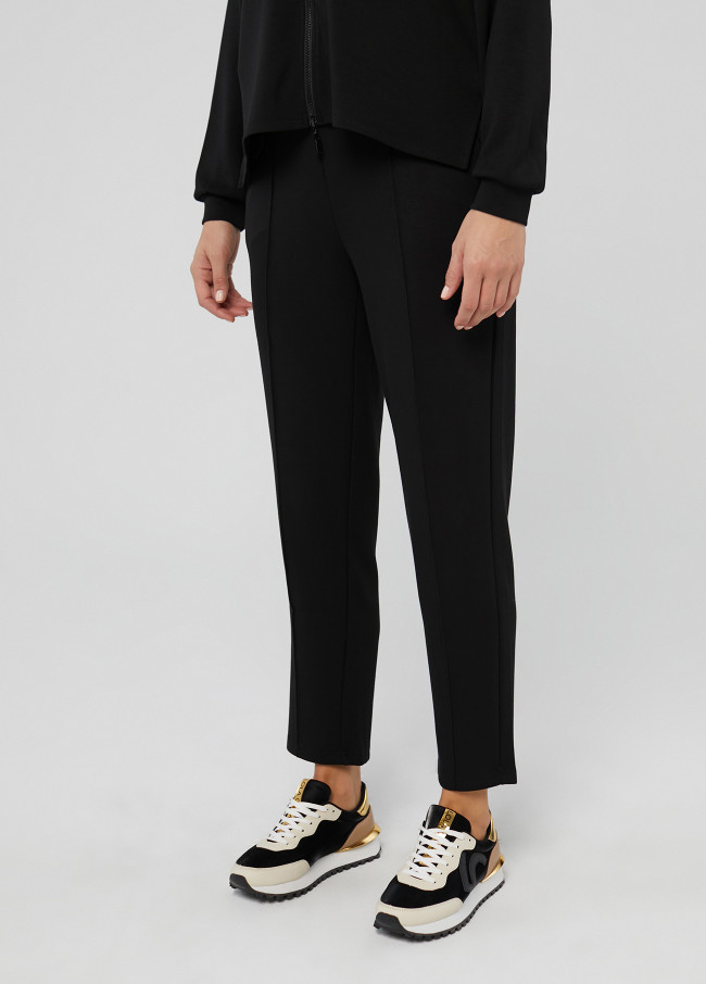 Pantalón jogger negro