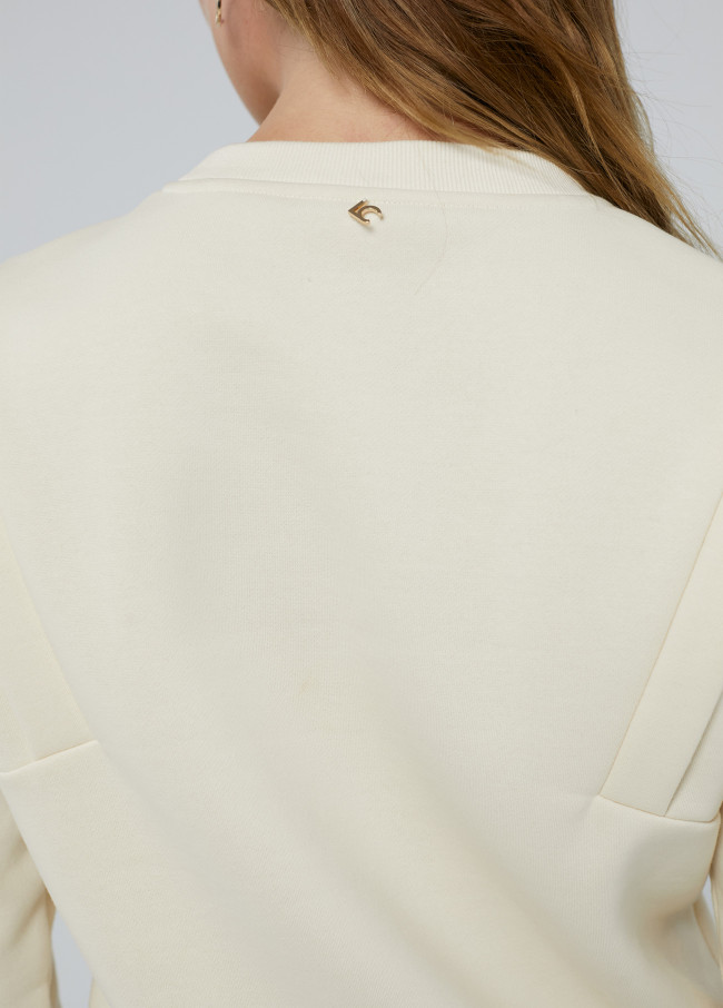 Sudadera con pedrería