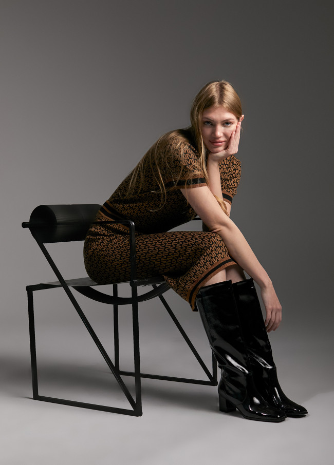 Pullover zweifarbiges Monogramm