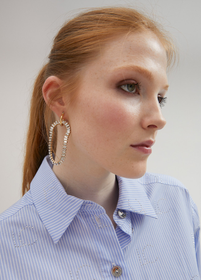 Shiny multi-rhinestone earrings