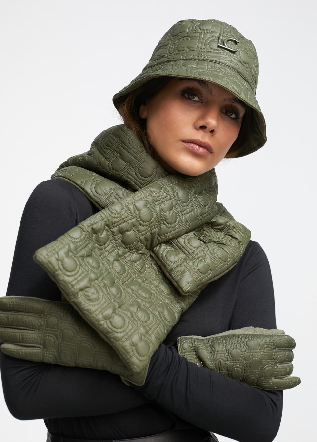 Padded snood