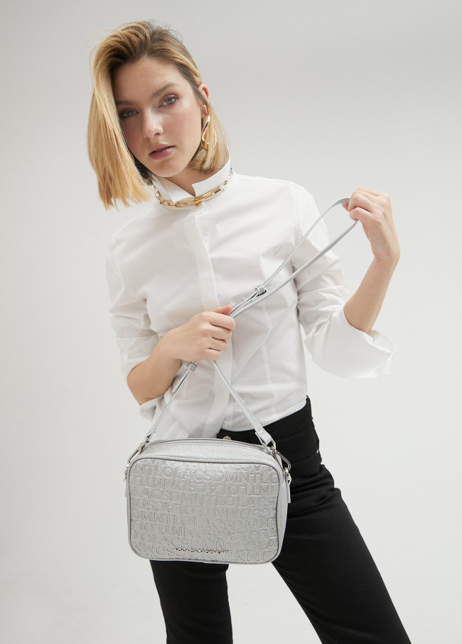 Bolso Bandolera monograma metalizado