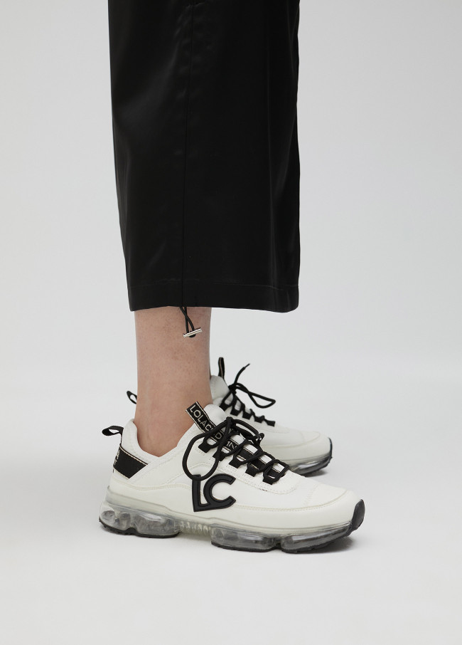 Two-tone trainers with transparent soles